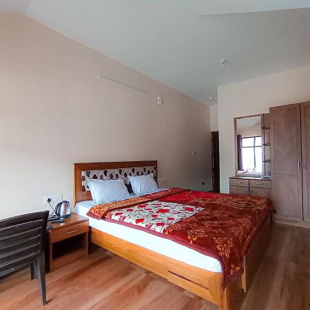 Апартаменты Karpagam Residency Утакаманд Экстерьер фото